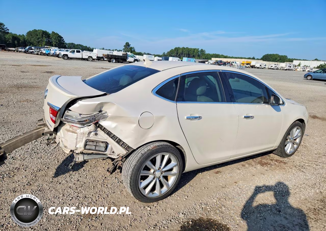 2012 Buick Verano Convenience VIN:1G4PR5SK0C4231036 - 3