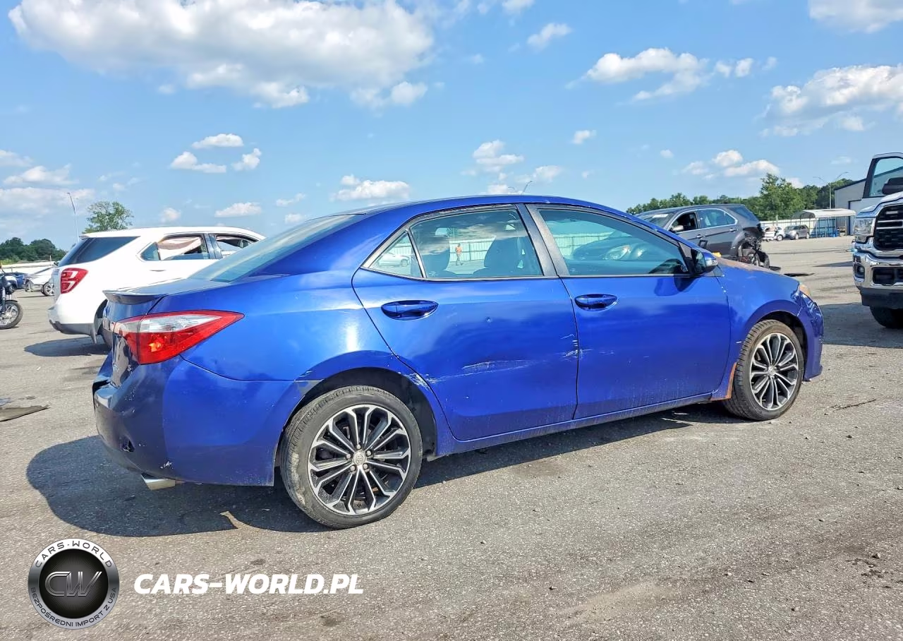 2015 Toyota Corolla S Plus VIN:2T1BURHE3FC267567 - 3