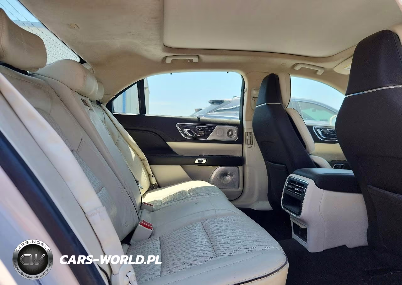 2019 Lincoln Continental Black Label VIN:1LN6L9BC7K5602540 - 10
