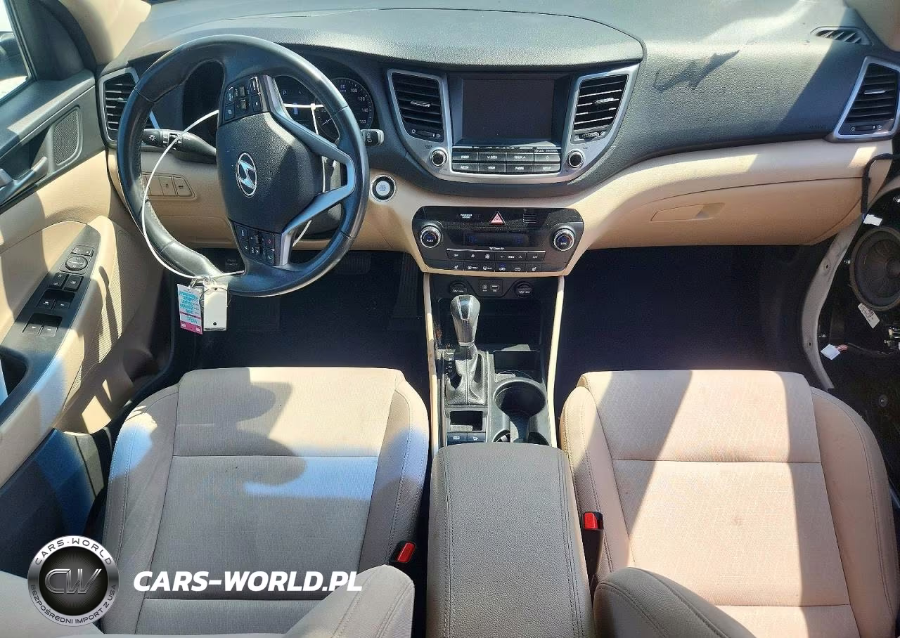 2018 Hyundai Tucson Value VIN:KM8J33A28JU667174 - 8