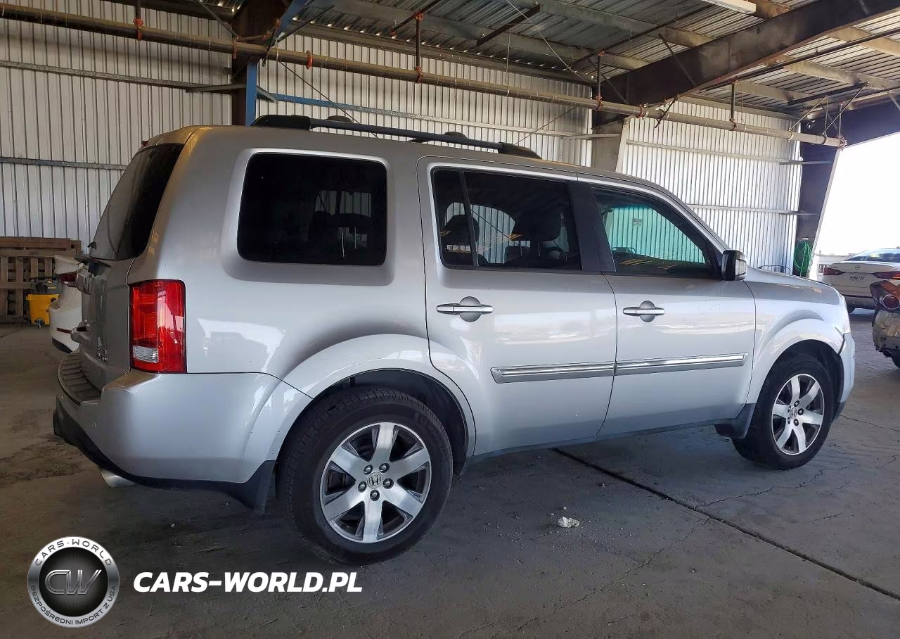 2013 Honda Pilot Touring VIN:5FNYF4H92DB048375 - 3