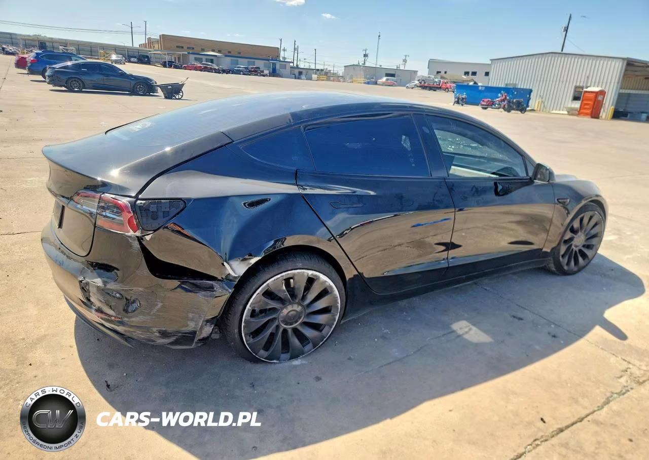 2023 Tesla Model 3 VIN:5YJ3E1EA0PF619943 - 3