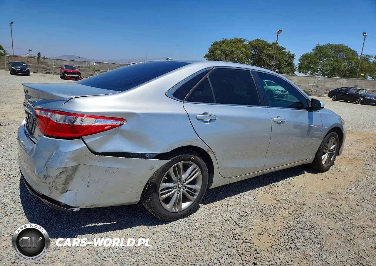 2017 Toyota Camry Se VIN:4T1BF1FK6HU283171 - 3