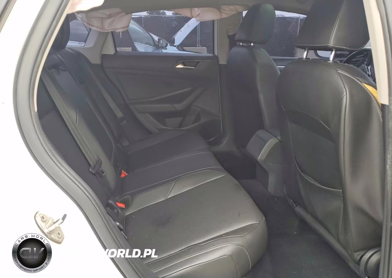 2019 Volkswagen Jetta S-Se-R-Line VIN:3VWC57BU7KM235807 - 10