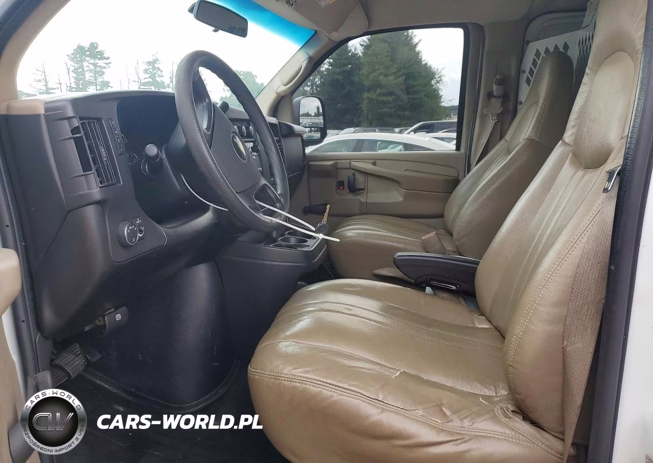 2008 Chevrolet Express 2500 Cargo Delivery Van VIN:1GCGG25C581228185 - 7