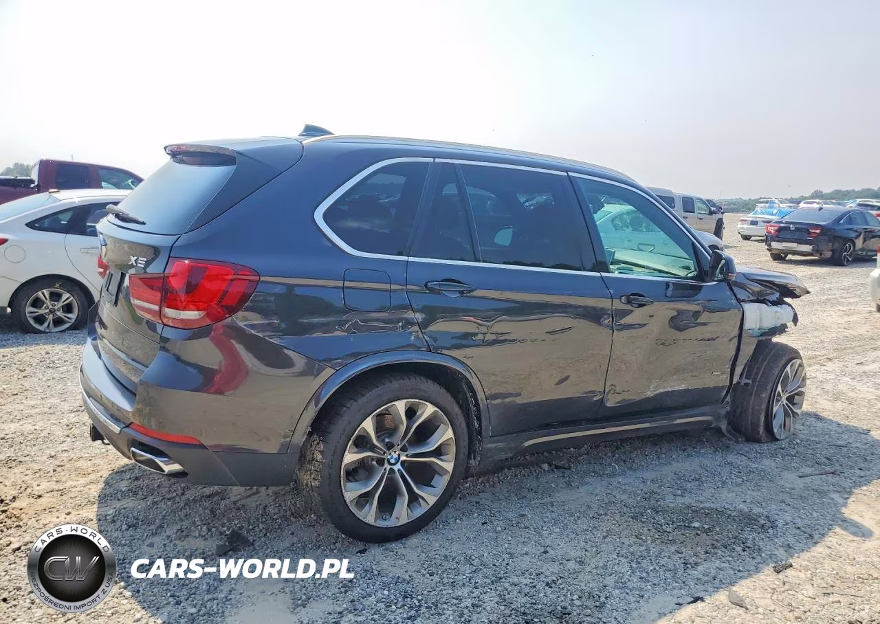2018 BMW X5 xDrive35I VIN:5UXKR0C55J0X84679 - 3