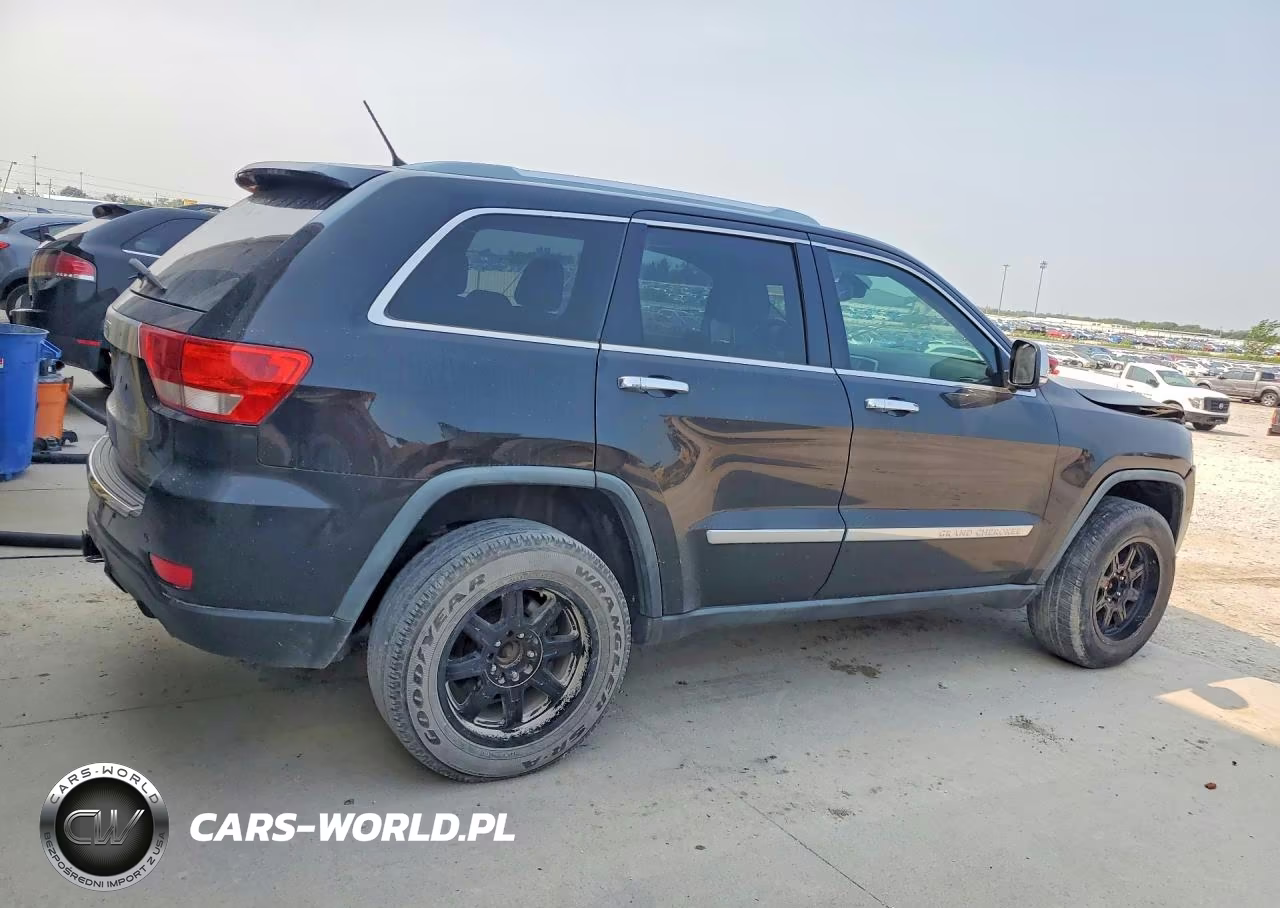 2011 Jeep Grand Cherokee Overland VIN:1J4RR6GT0BC568468 - 3