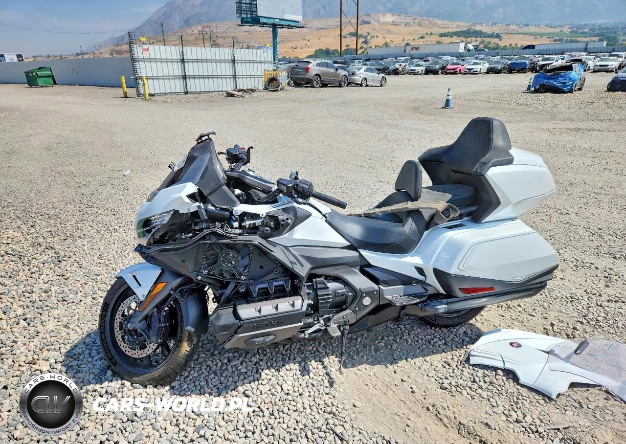 2020 Honda Gl1800 VIN:JH2SC7904LK200083 - 3