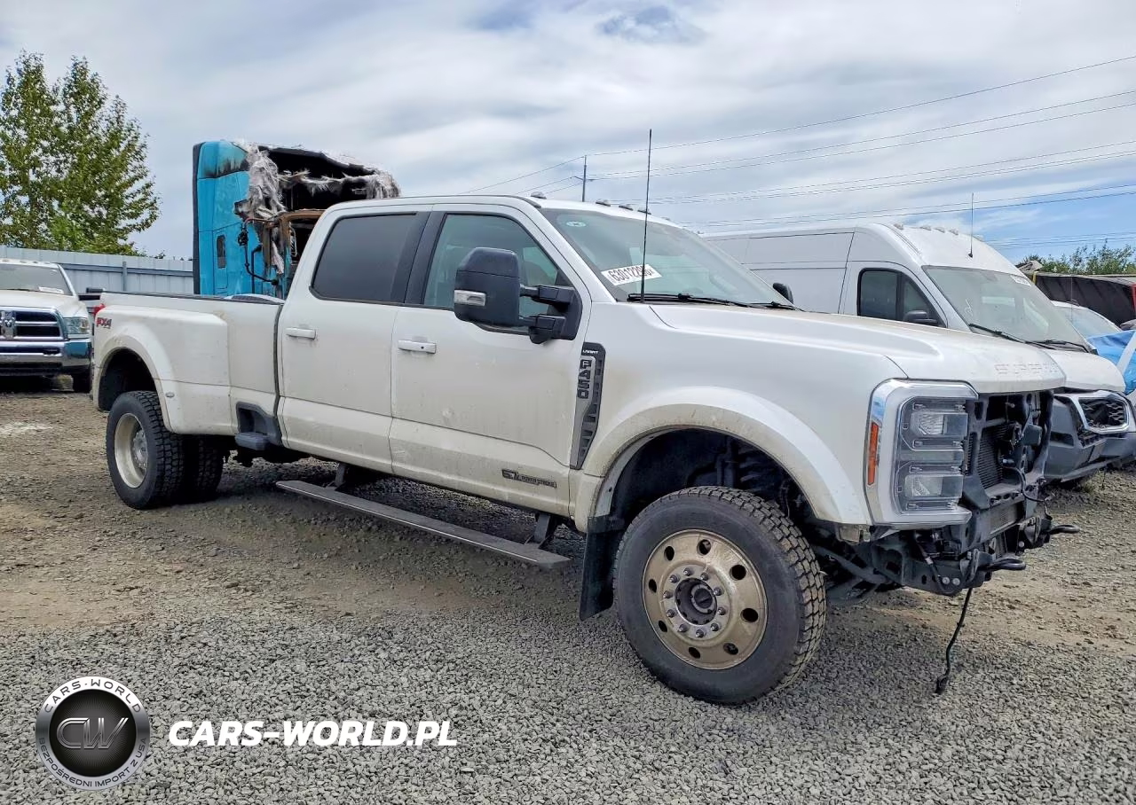 2025 Ford F450 Super Duty VIN:1FT8W4DT3SED24191 - 4