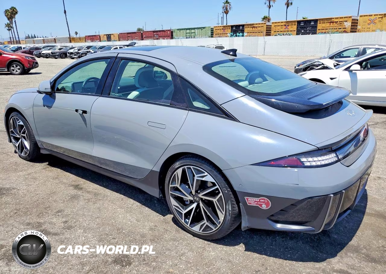 2023 Hyundai Ioniq 6 Limited VIN:KMHM54AA8PA045768 - 2