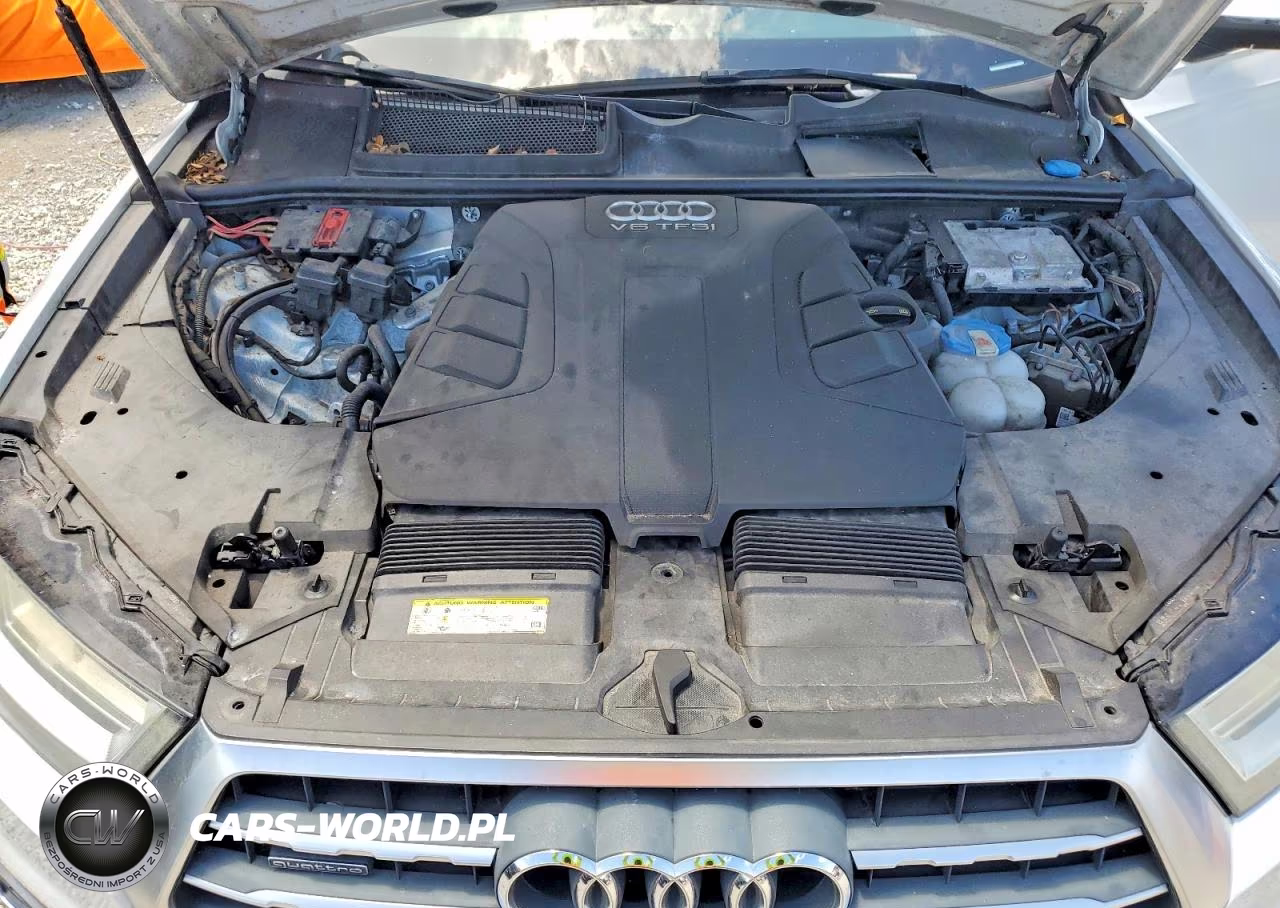 2017 Audi Q7 Premium Plus VIN:WA1LAAF79HD003482 - 11