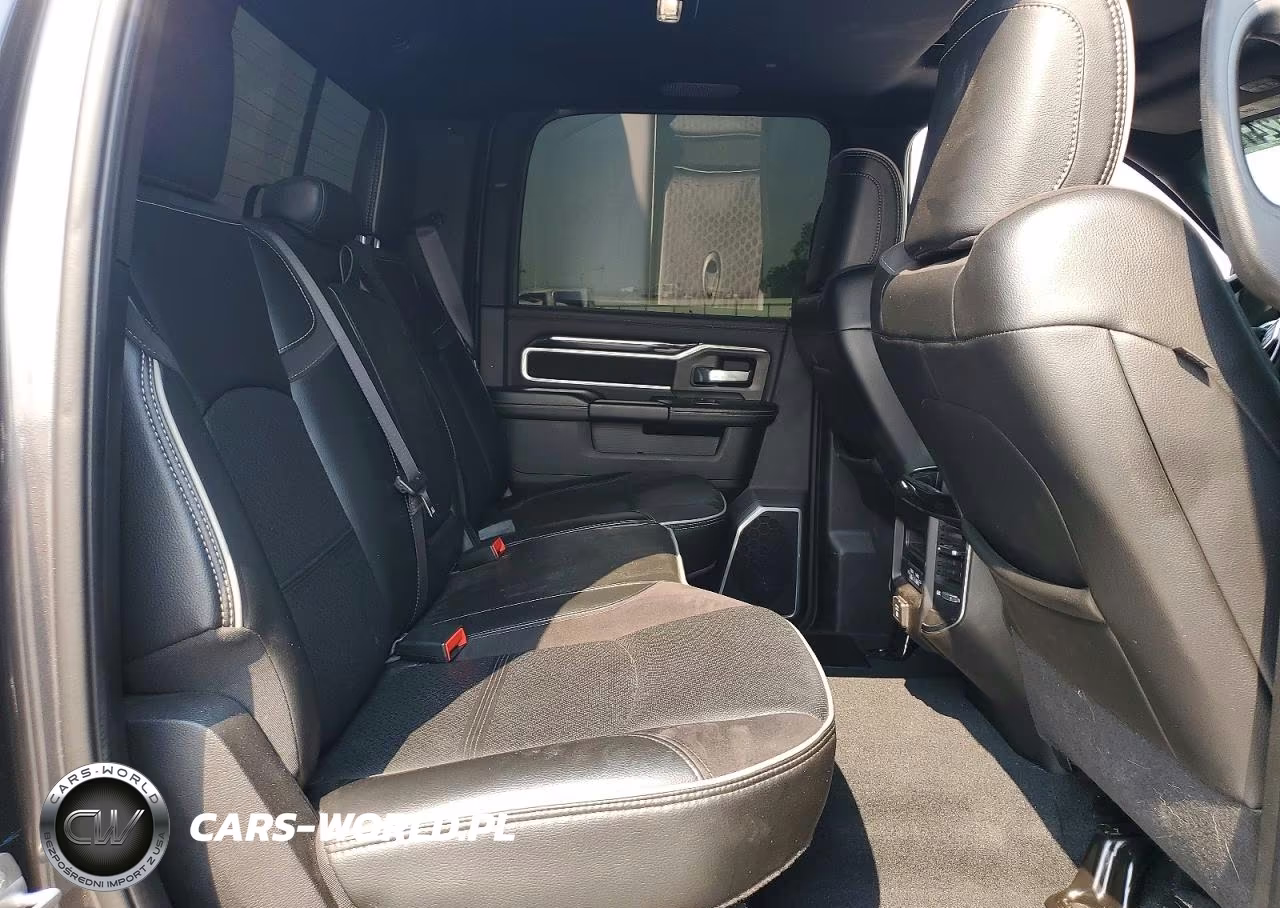 2022 Ram 3500 Laramie VIN:3C63R3JL8NG244535 - 10
