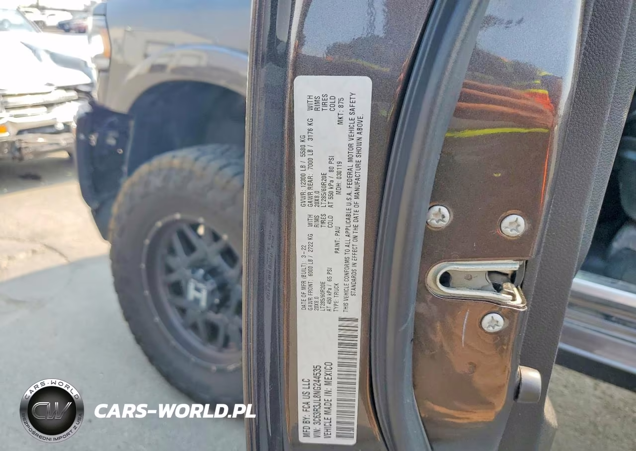 2022 Ram 3500 Laramie VIN:3C63R3JL8NG244535 - 12