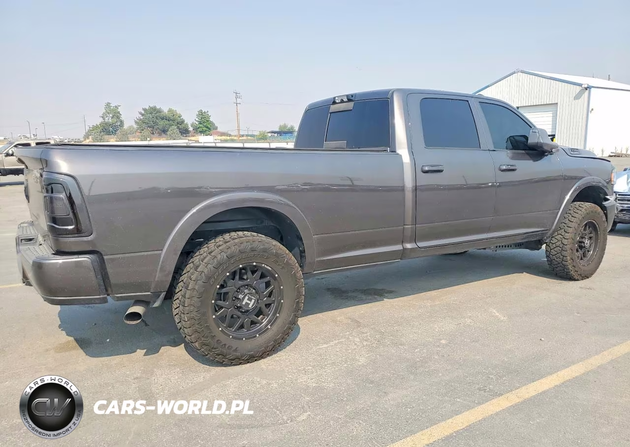 2022 Ram 3500 Laramie VIN:3C63R3JL8NG244535 - 3