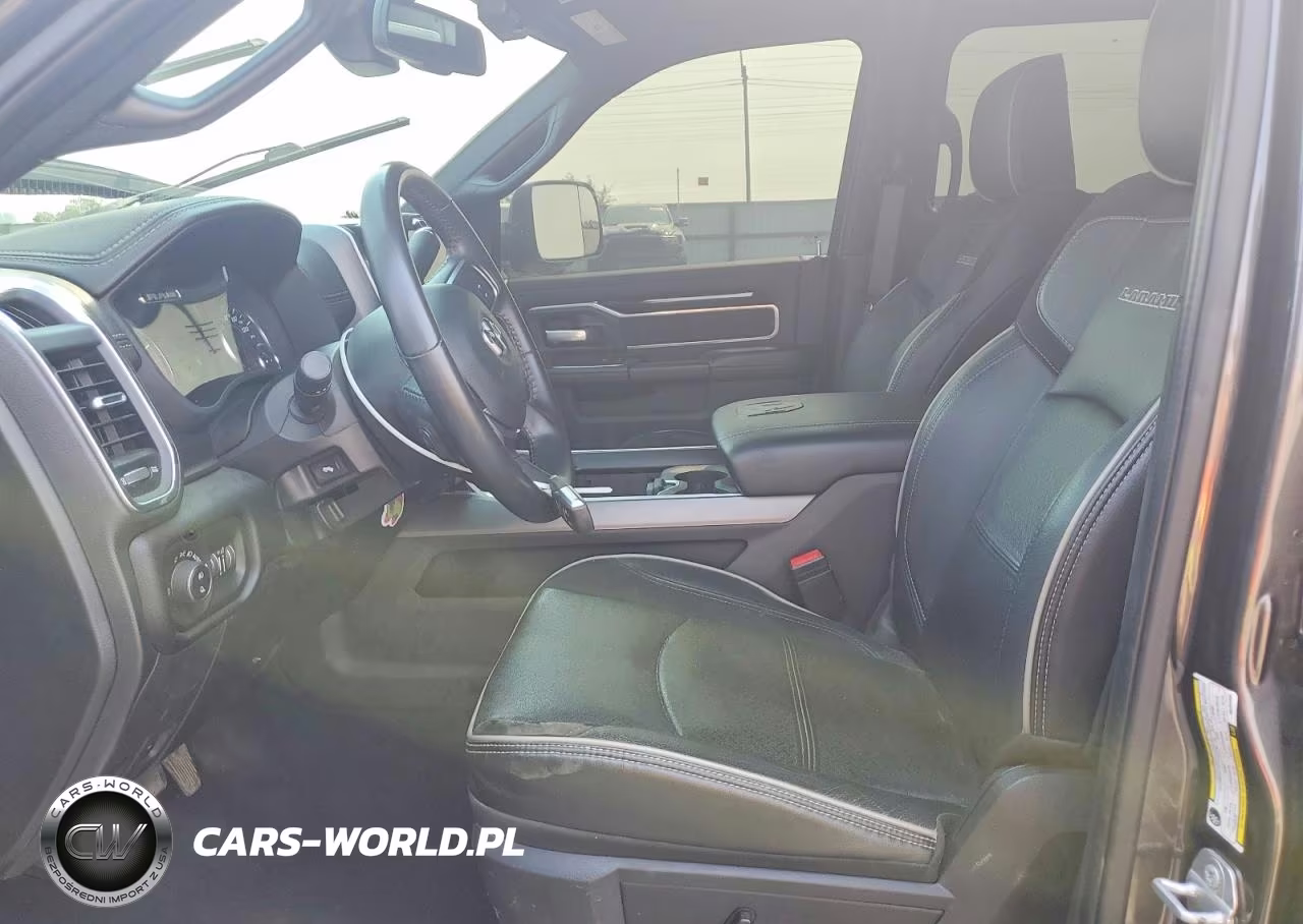 2022 Ram 3500 Laramie VIN:3C63R3JL8NG244535 - 7