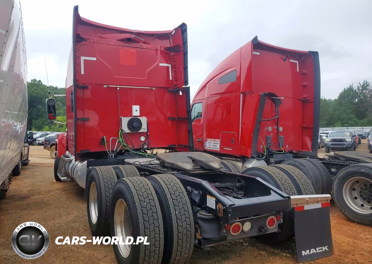 2025 Mack Pinnacle Semi Truck VIN:1M1PN4GYXSM017743 - 2
