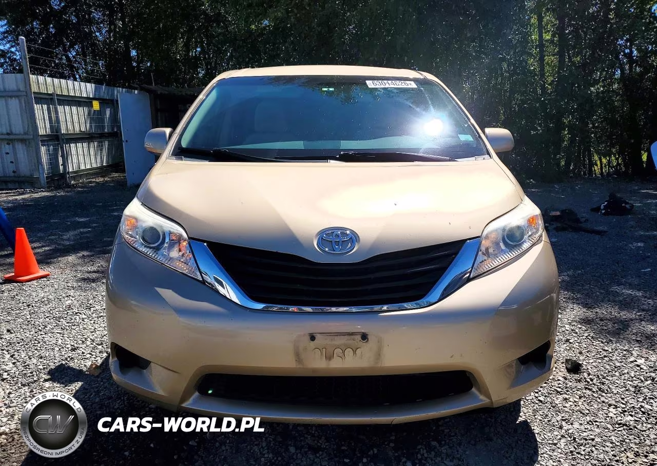 2011 Toyota Sienna Le 8-Passenger VIN:5TDKA3DC8BS007774 - 5