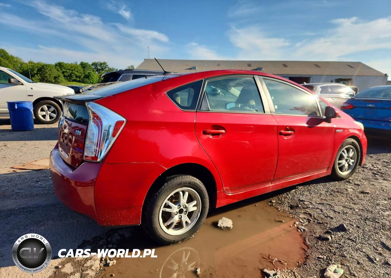 2014 Toyota Prius Four VIN:JTDKN3DU1E0357798 - 3