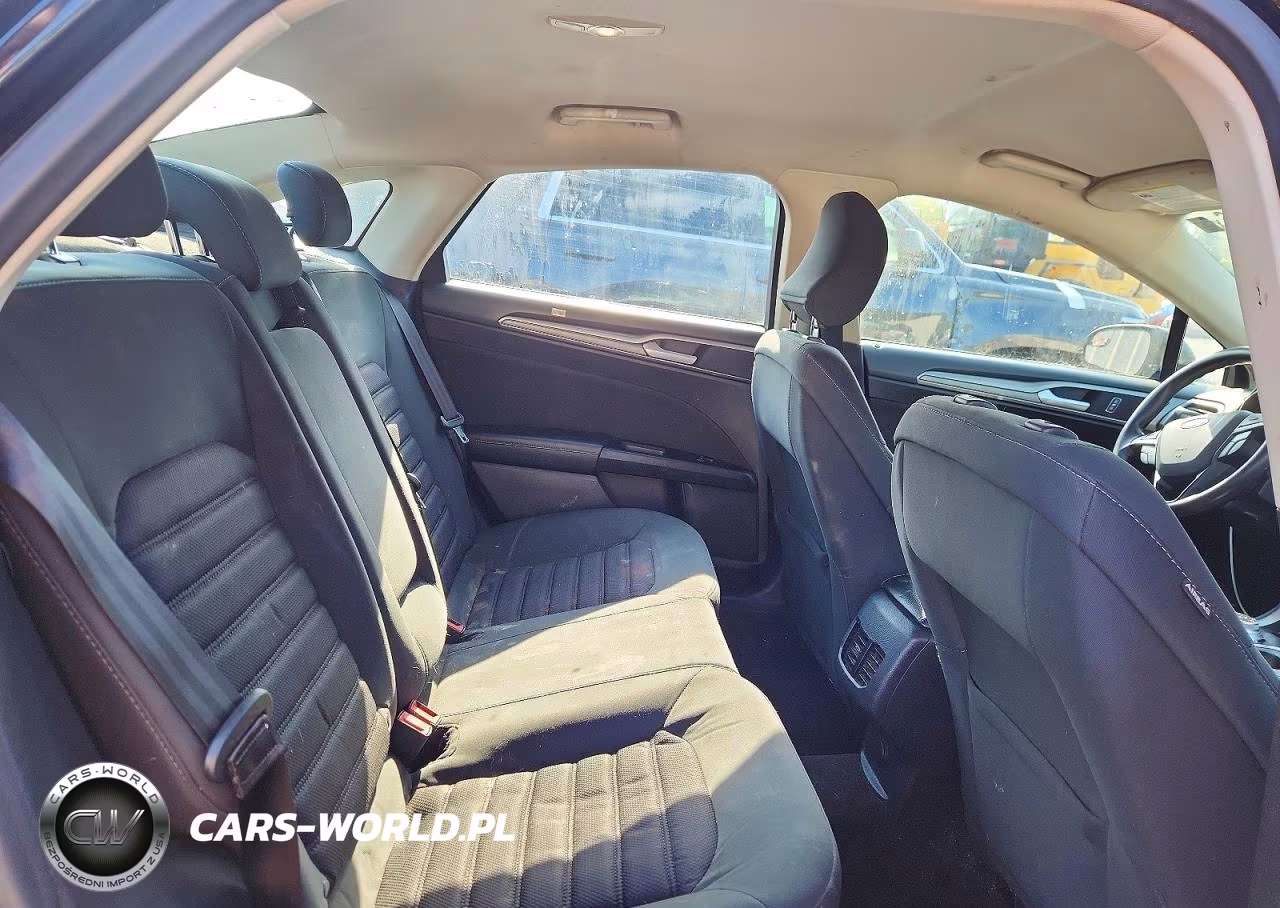 2017 Ford Fusion Se VIN:3FA6P0HDXHR372248 - 10