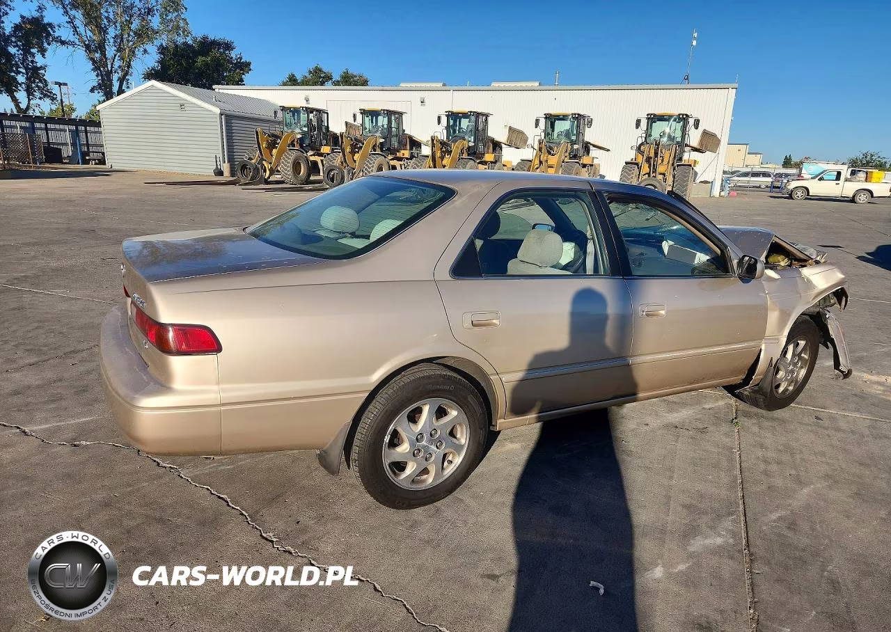 1998 Toyota Camry Le V6 VIN:JT2BF22K7W0117710 - 3