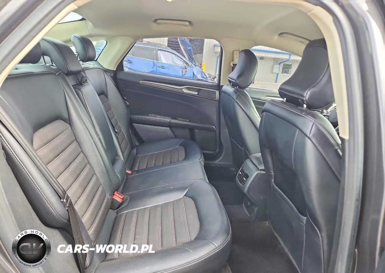 2017 Ford Fusion Se VIN:3FA6P0HD5HR228316 - 10