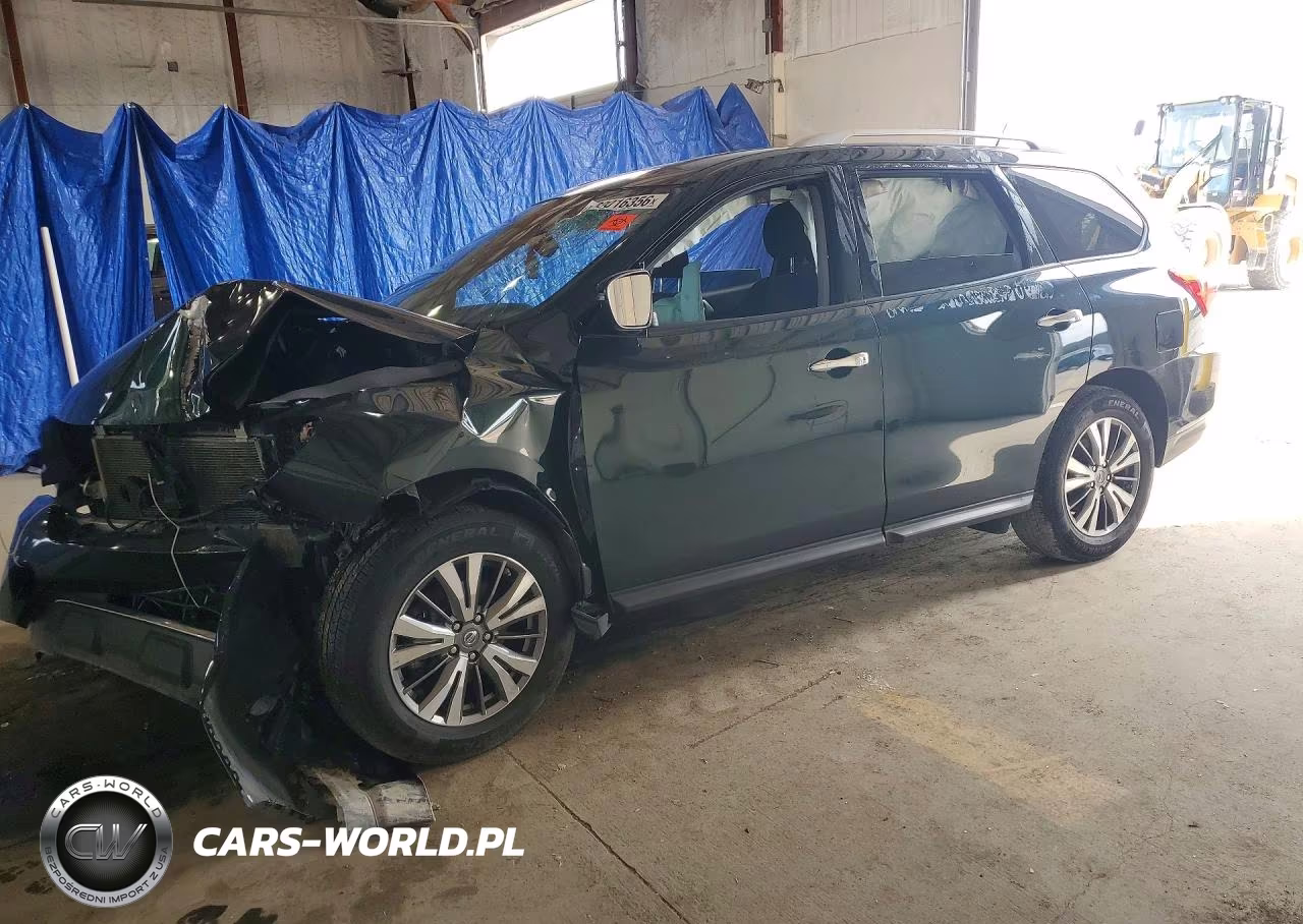 2018 Nissan Pathfinder Sv – zdjęcie 1 z 13