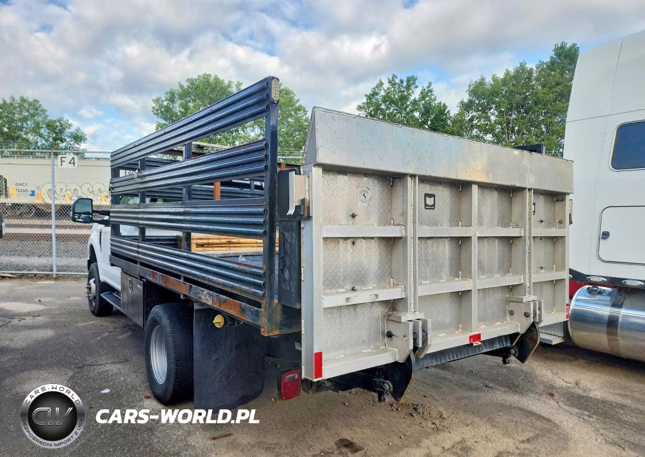2019 Ford F350 Super Duty Flatbed Truck VIN:1FDRF3H6XKEF23415 - 2