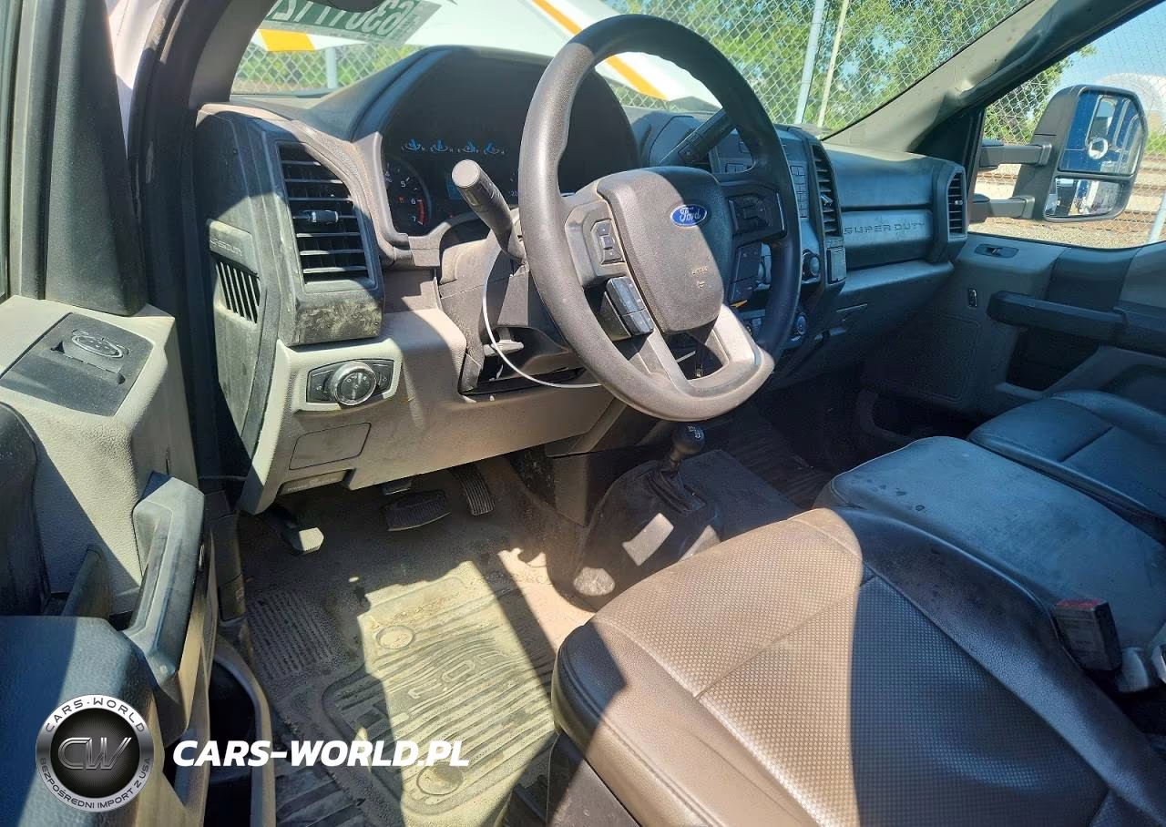 2019 Ford F350 Super Duty Flatbed Truck VIN:1FDRF3H6XKEF23415 - 8