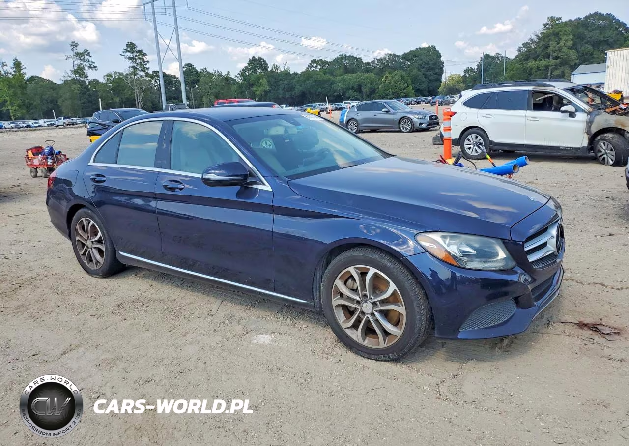 2016 Mercedes-Benz C 300 VIN:55SWF4JB5GU162894 - 4