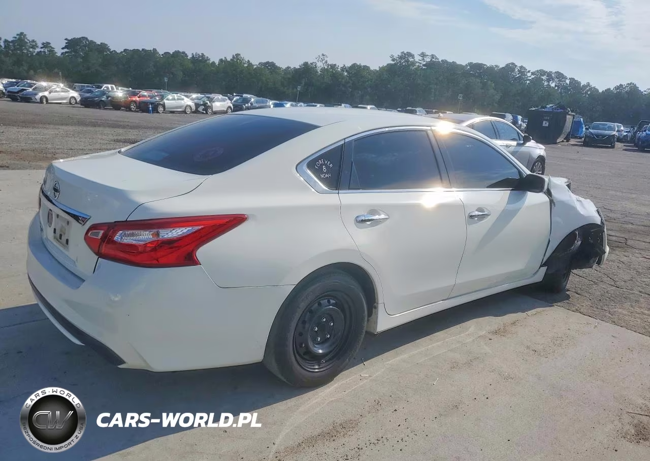 2017 Nissan Altima 2.5 S VIN:1N4AL3AP1HC144312 - 3