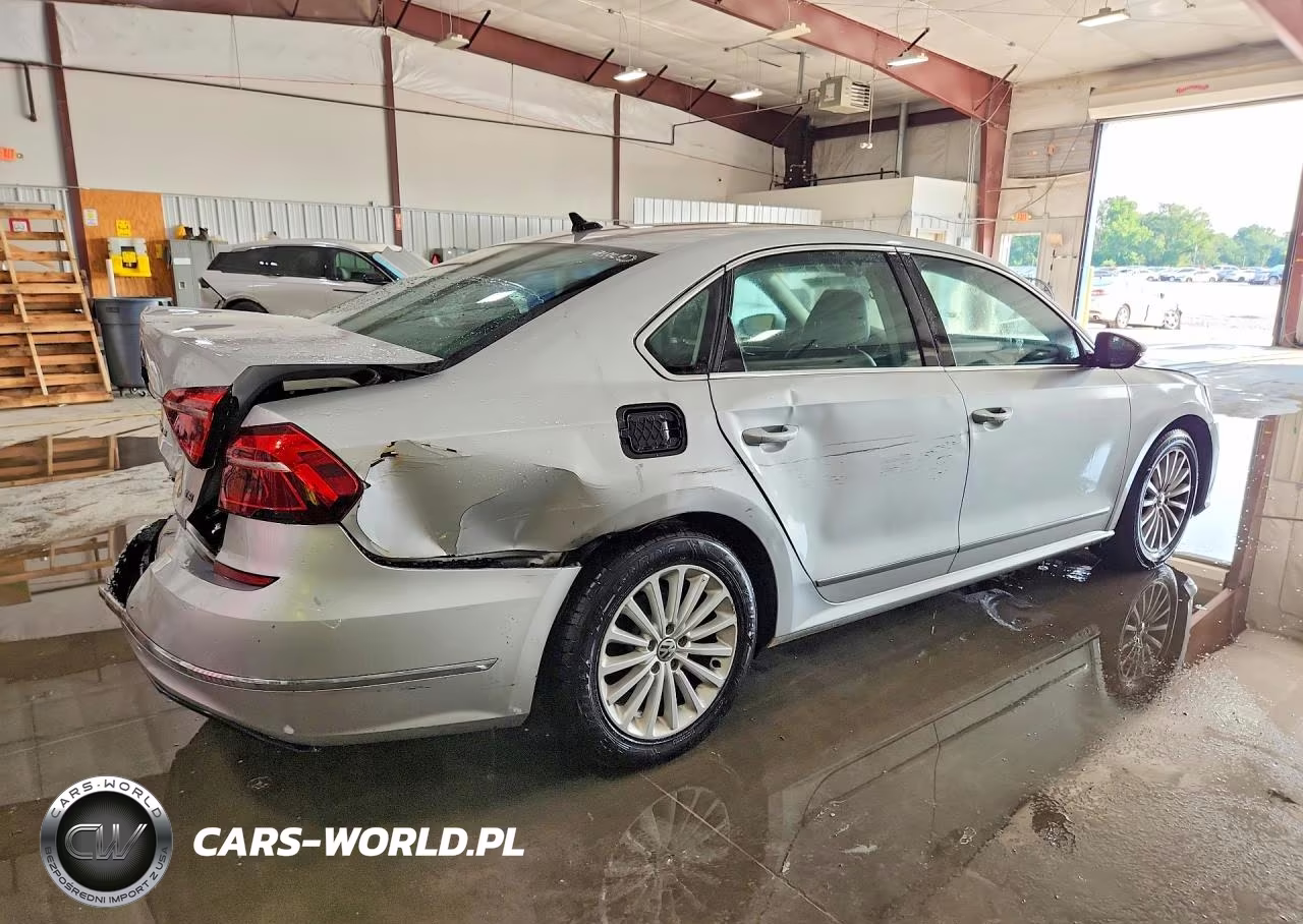 2017 Volkswagen Passat Se VIN:1VWBT7A3XHC082537 - 3