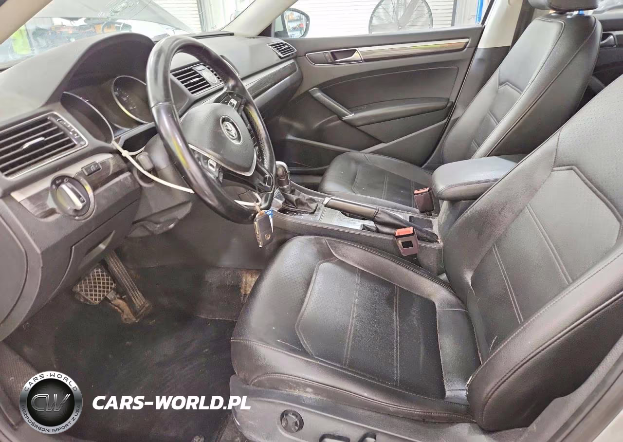2017 Volkswagen Passat Se VIN:1VWBT7A3XHC082537 - 7