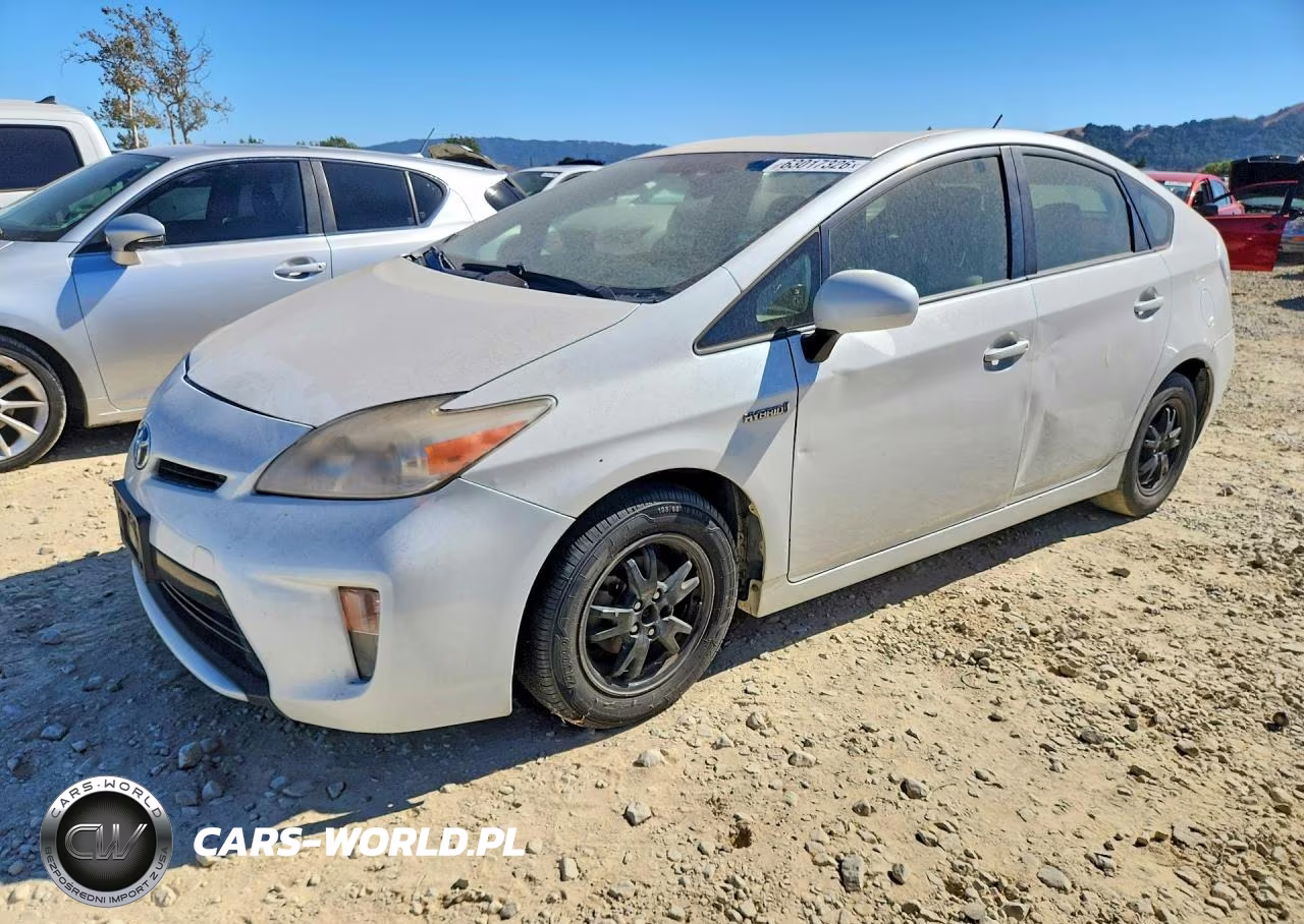 2012 Toyota Prius Three – zdjęcie 1 z 12