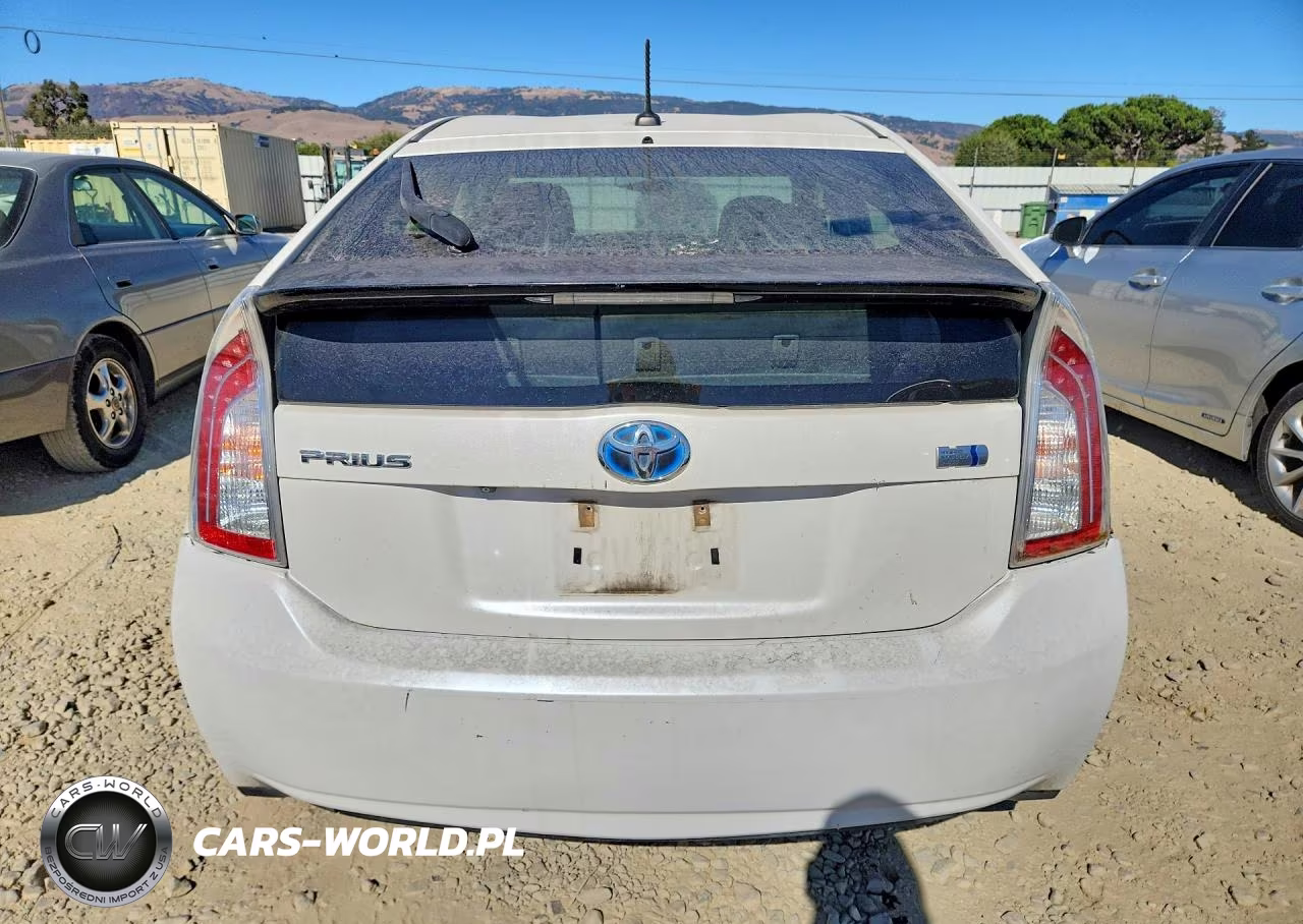 2012 Toyota Prius Three VIN:JTDKN3DU5C5494520 - 6