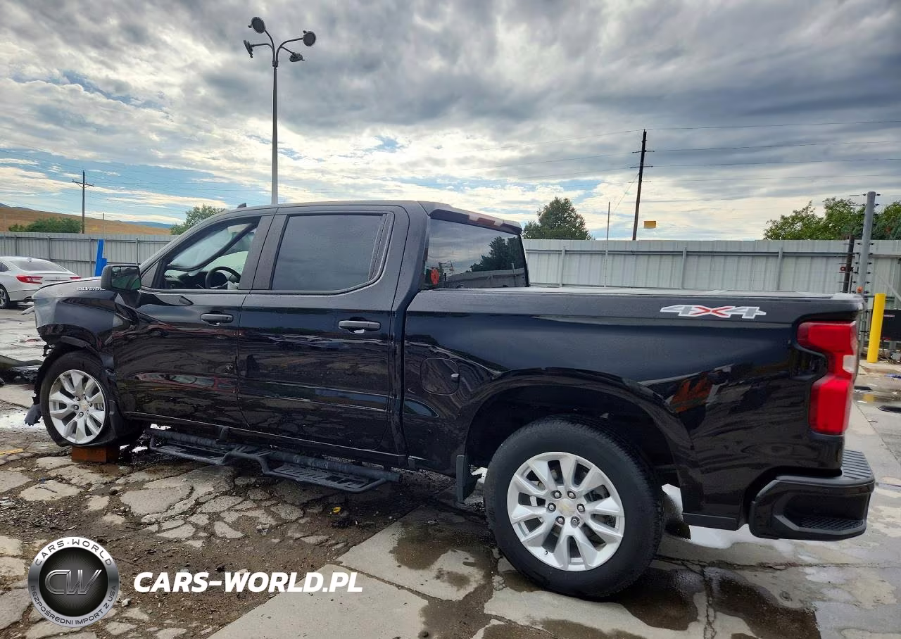 2022 Chevrolet Silverado K1500 Custom VIN:1GCPDBEK7NZ610618 - 2