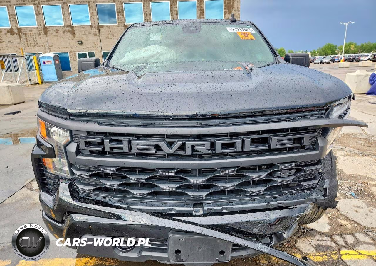 2022 Chevrolet Silverado K1500 Custom VIN:1GCPDBEK7NZ610618 - 5