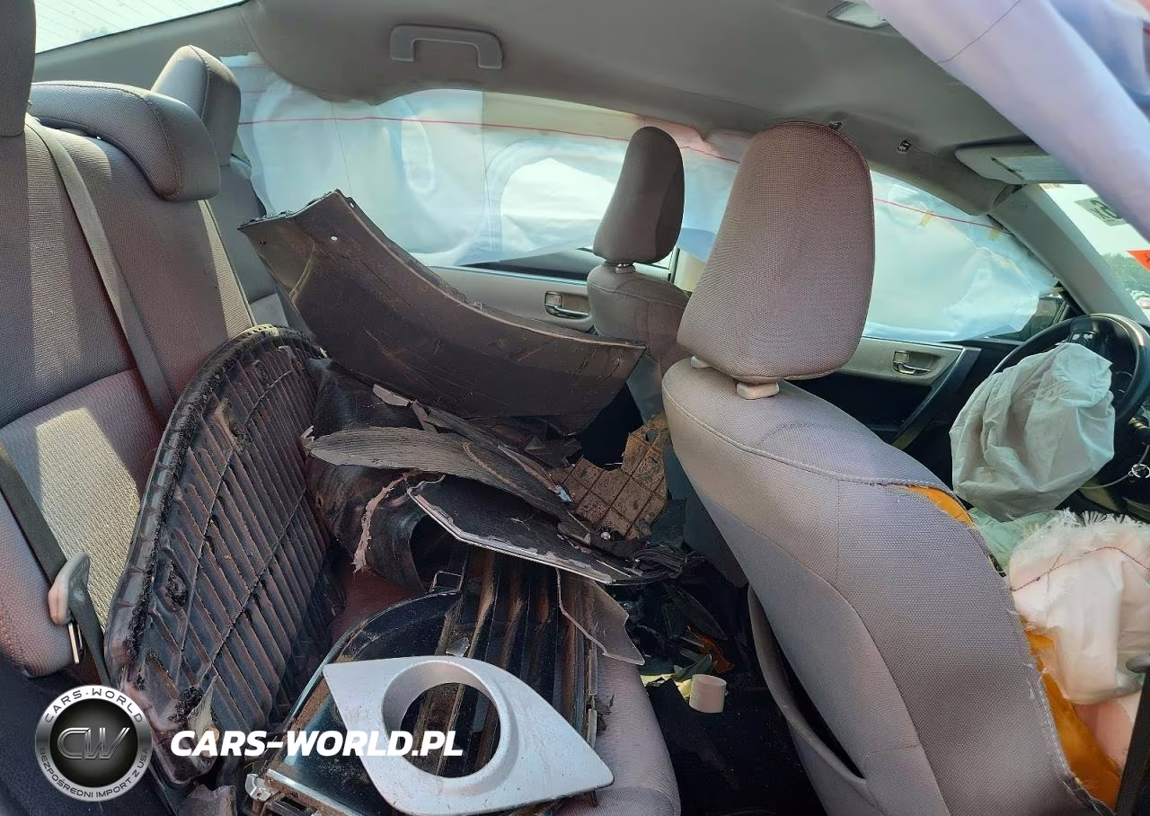 2015 Toyota Corolla Le Plus VIN:5YFBURHEXFP277125 - 10