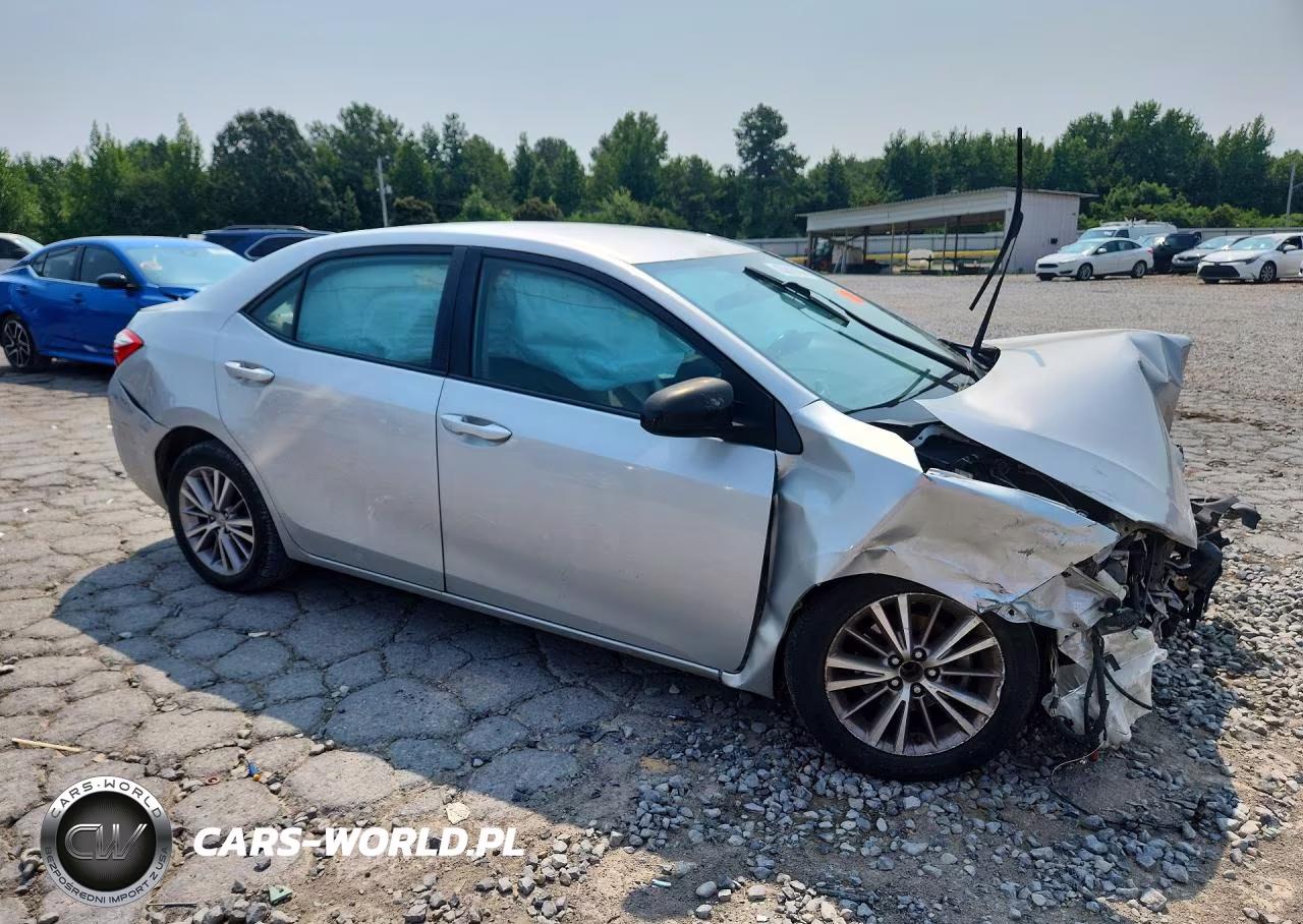 2015 Toyota Corolla Le Plus VIN:5YFBURHEXFP277125 - 4
