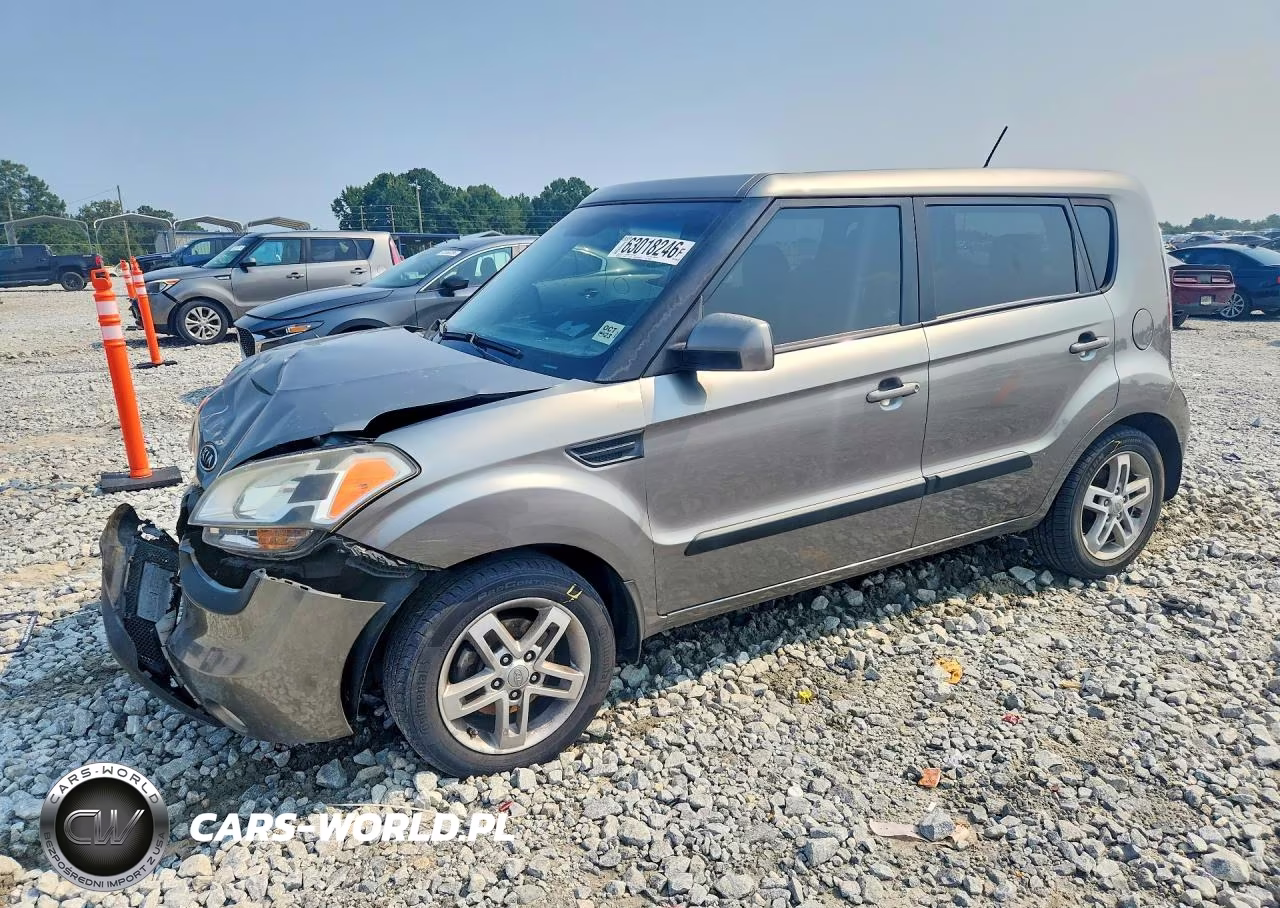 2011 Kia Soul +