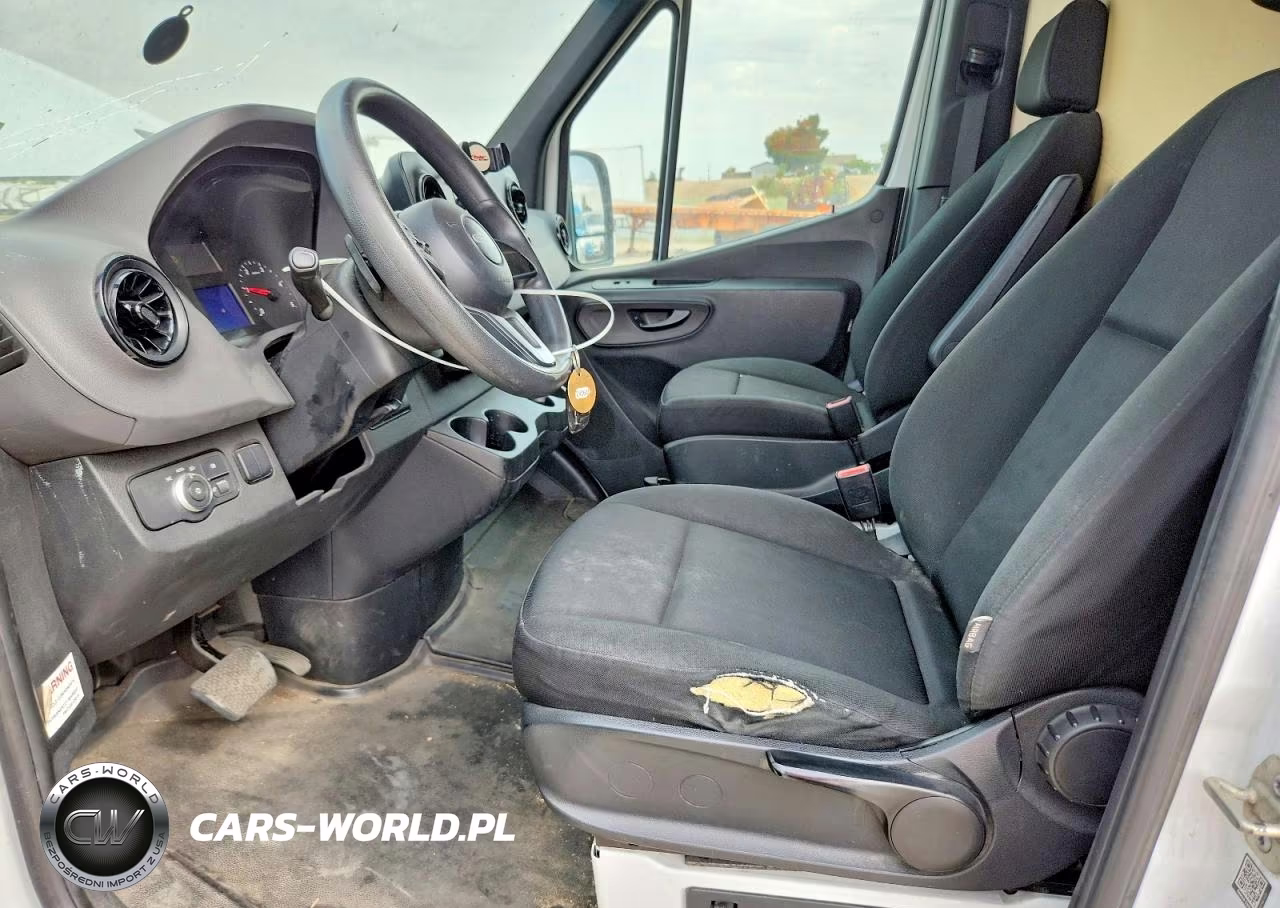 2019 Freightliner Sprinter 2500-3500 Delivery Van VIN:WDRPF1CD4KP082536 - 7