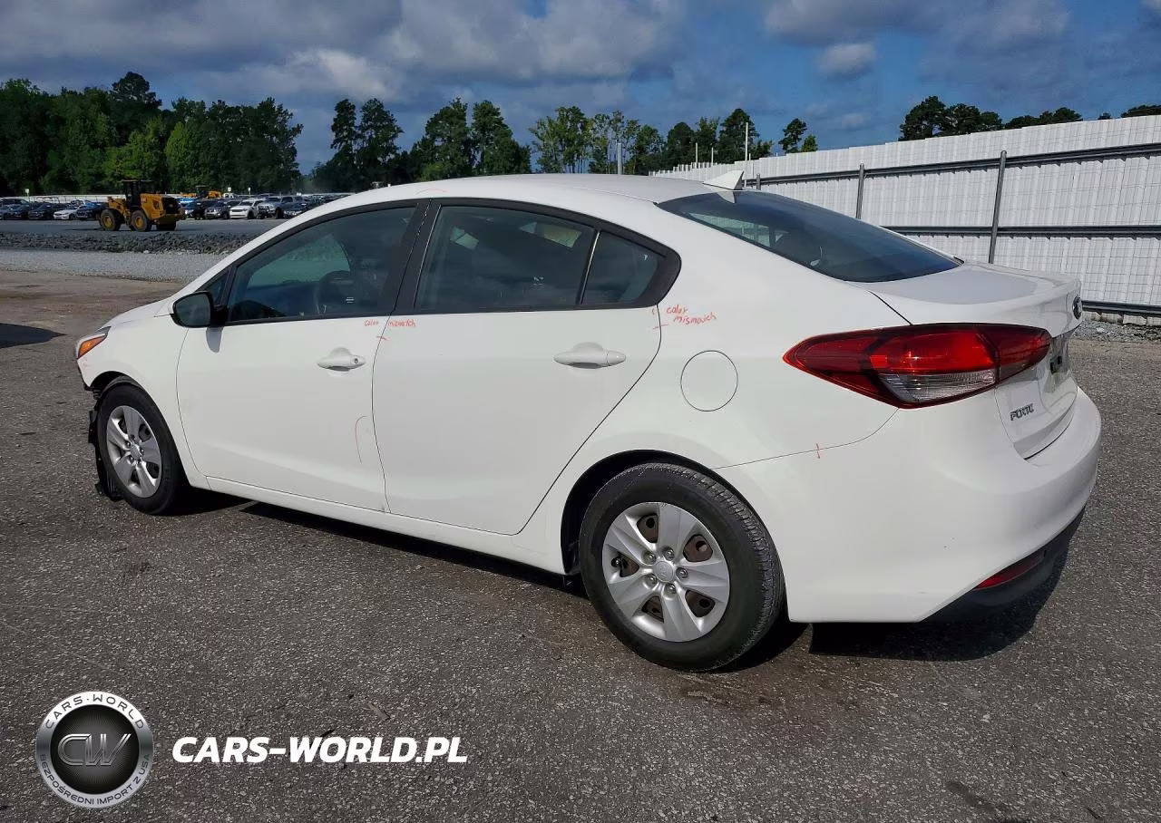 2018 Kia Forte Lx VIN:3KPFK4A75JE284399 - 2
