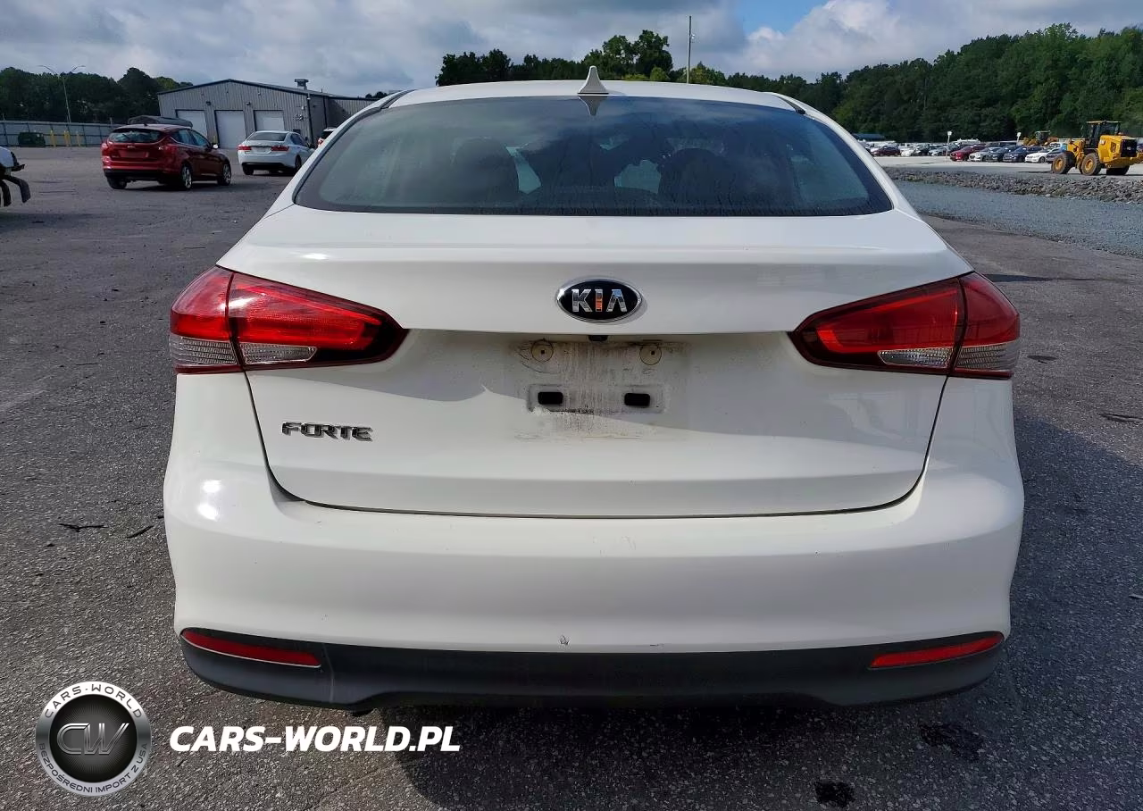 2018 Kia Forte Lx VIN:3KPFK4A75JE284399 - 6