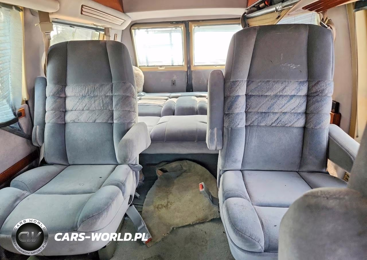 1994 Chevrolet G20 VIN:1GBEG25K2RF160449 - 10