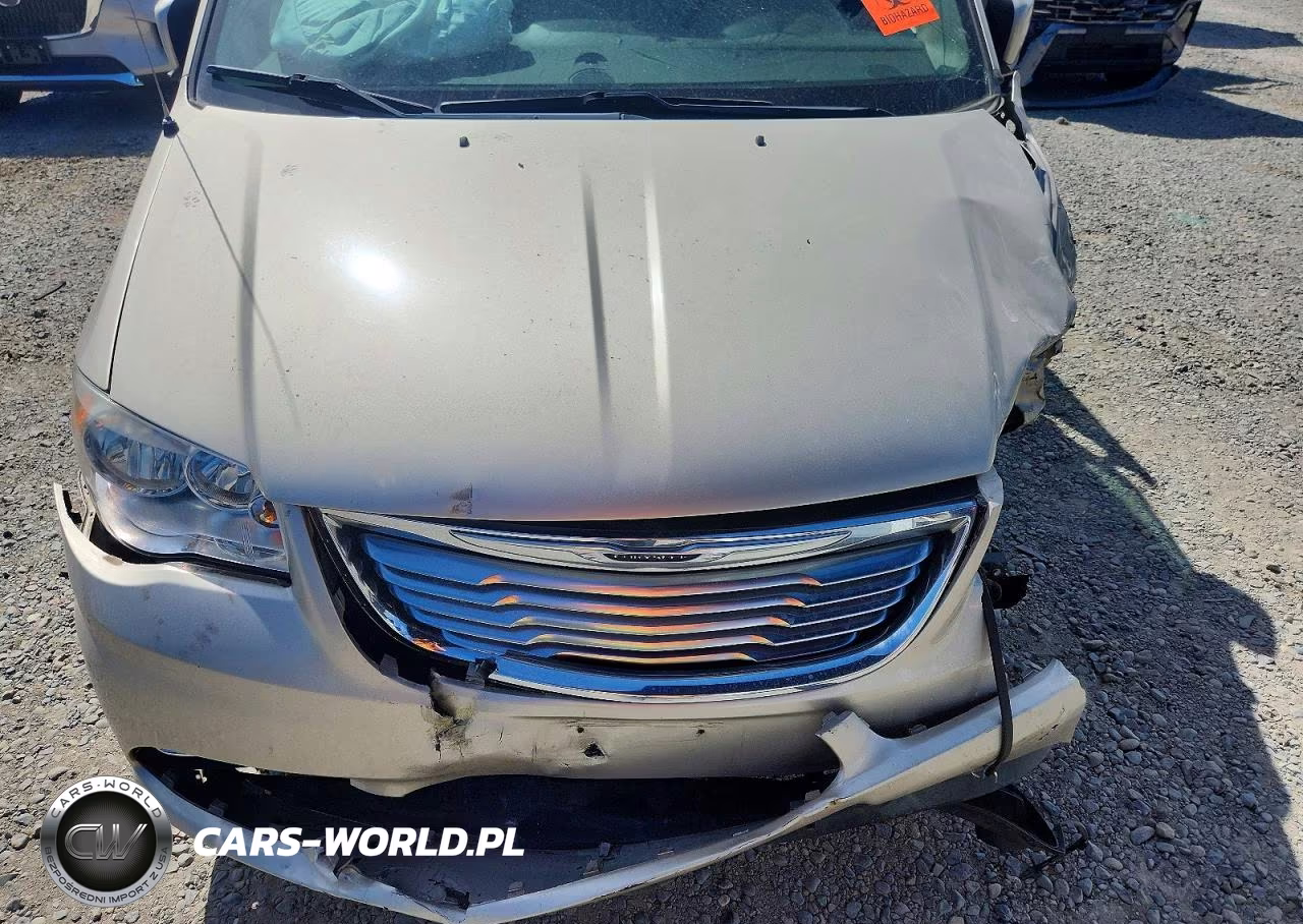 2016 Chrysler Town & Country Touring VIN:2C4RC1BG3GR280852 - 12