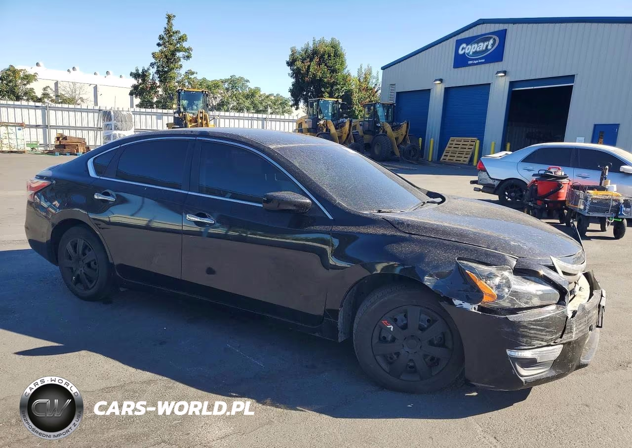2014 Nissan Altima 2.5 S VIN:1N4AL3AP4EC136331 - 4