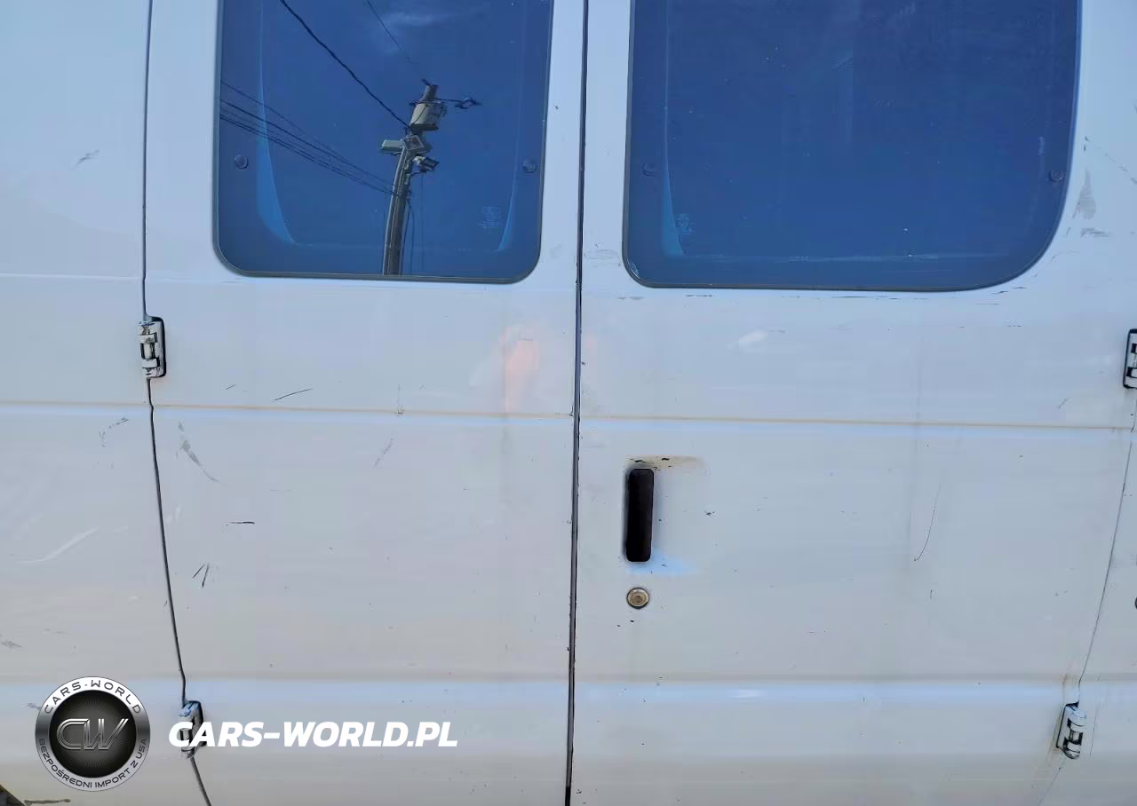 2014 Ford E250 Delivery Van VIN:1FTNE2EW0EDA42152 - 11