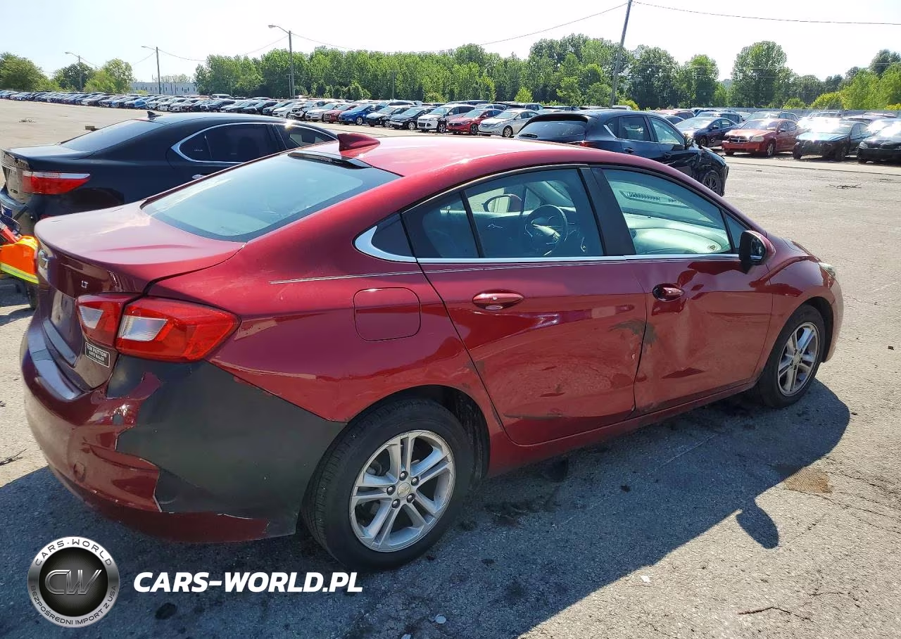 2017 Chevrolet Cruze Lt VIN:1G1BE5SM5H7134716 - 3