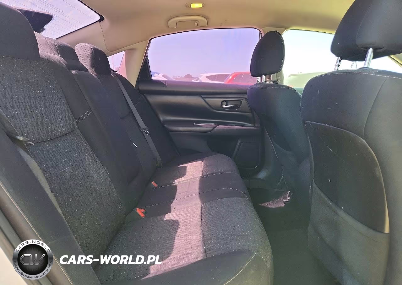 2017 Nissan Altima 2.5 S VIN:1N4AL3AP5HN306334 - 10