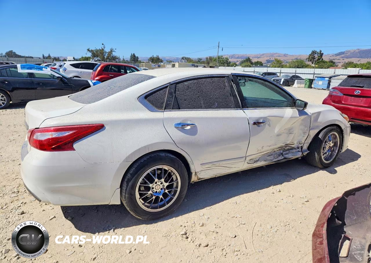 2017 Nissan Altima 2.5 S VIN:1N4AL3AP5HN306334 - 3
