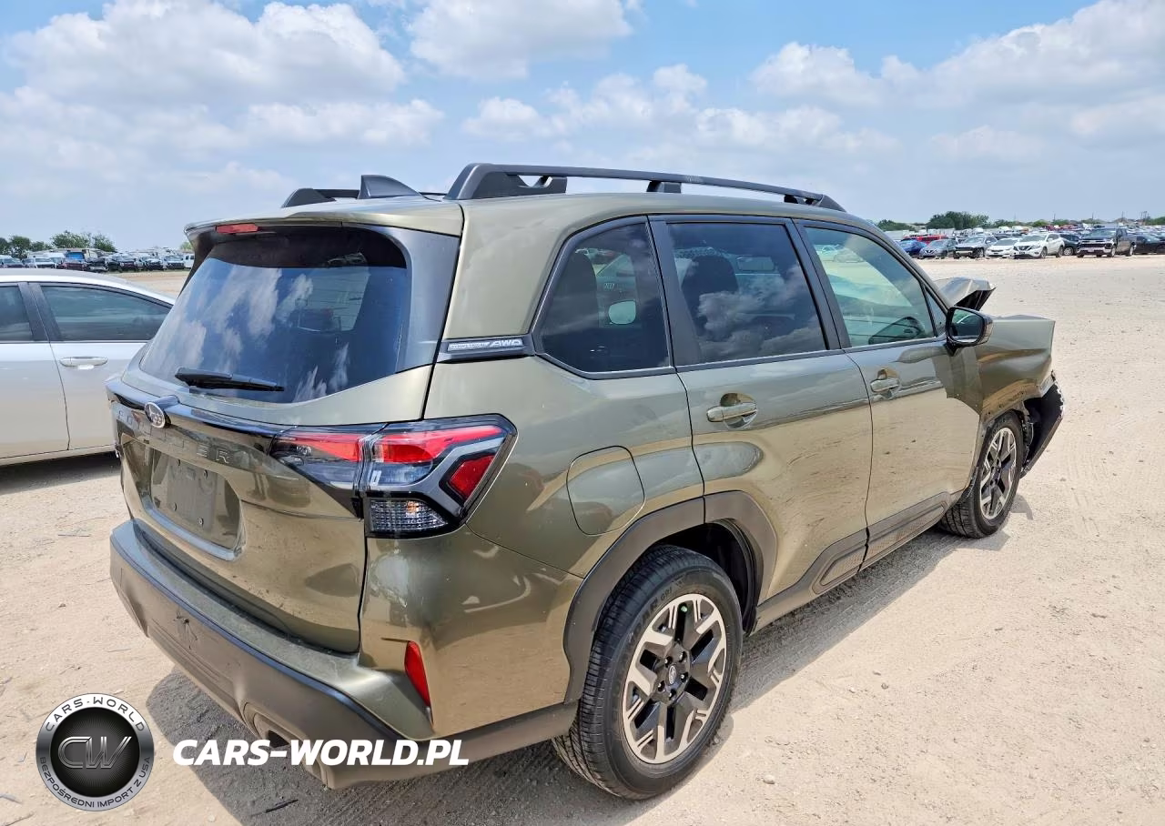2025 Subaru Forester Premium VIN:JF2SLDBCXSH409157 - 3